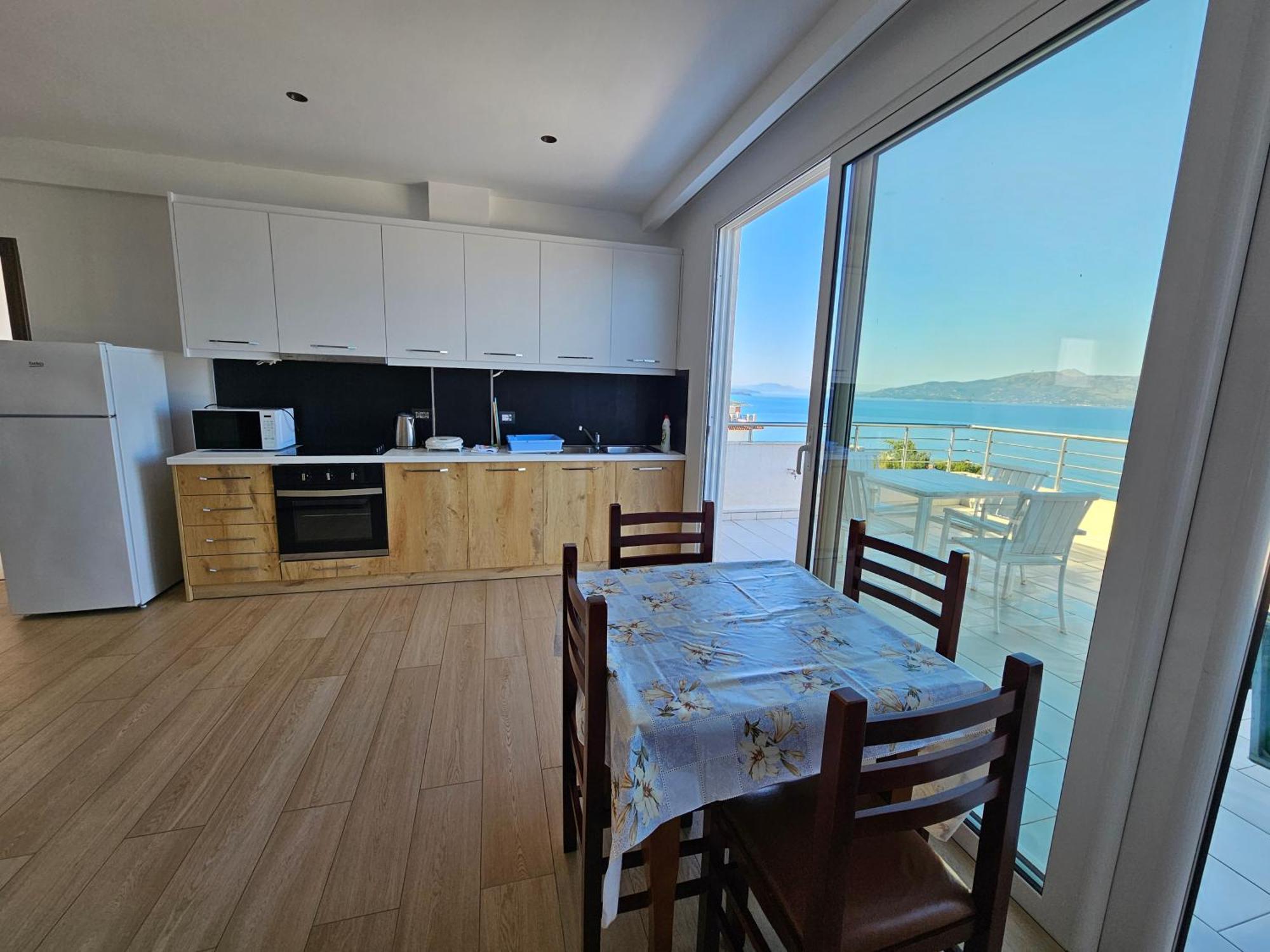 Ledion Apartment